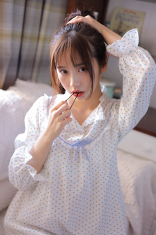 粗大挺进亲女小雅小泬