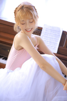 英语课代表哭着说太深了视频